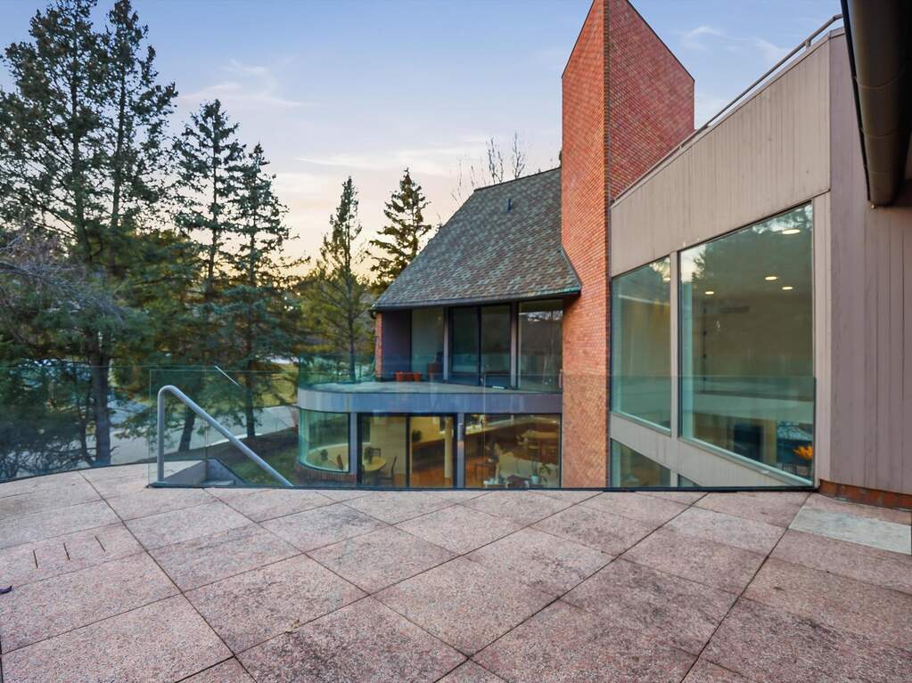 4 Bedroom Single Family Home/House's Image 28
