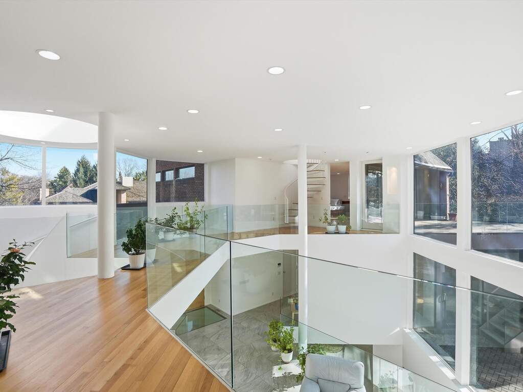 4 Bedroom Single Family Home/House's Image 36