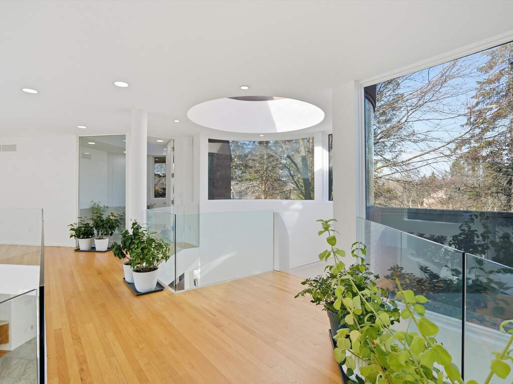 4 Bedroom Single Family Home/House's Image 42