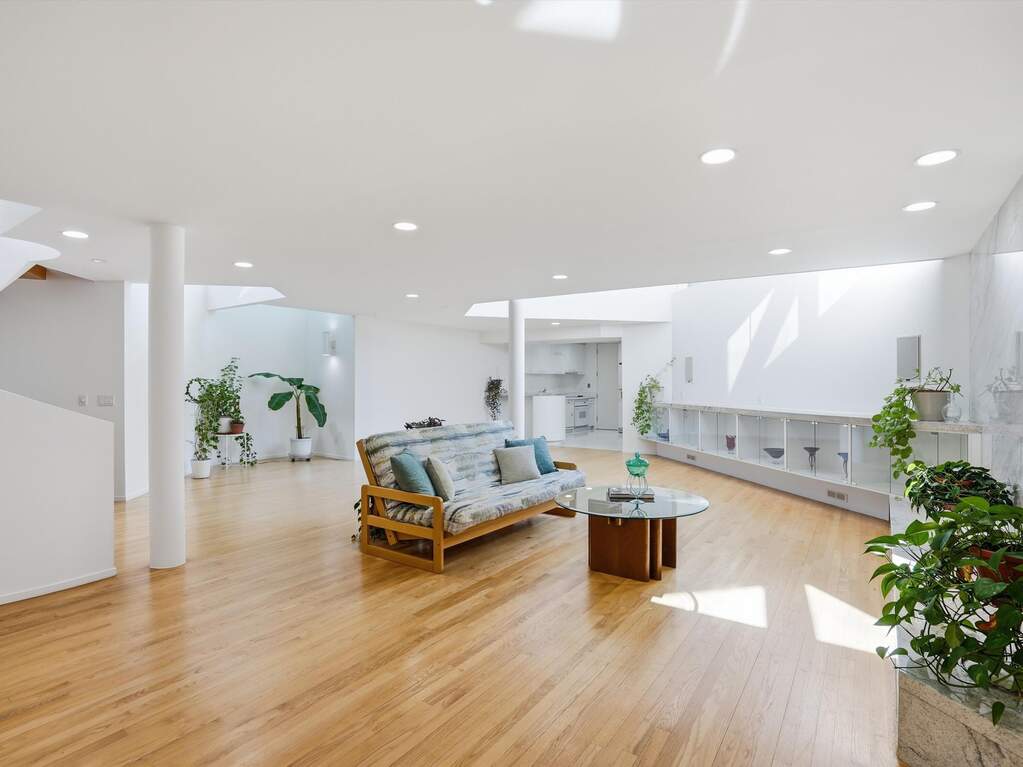 4 Bedroom Single Family Home/House's Image 55
