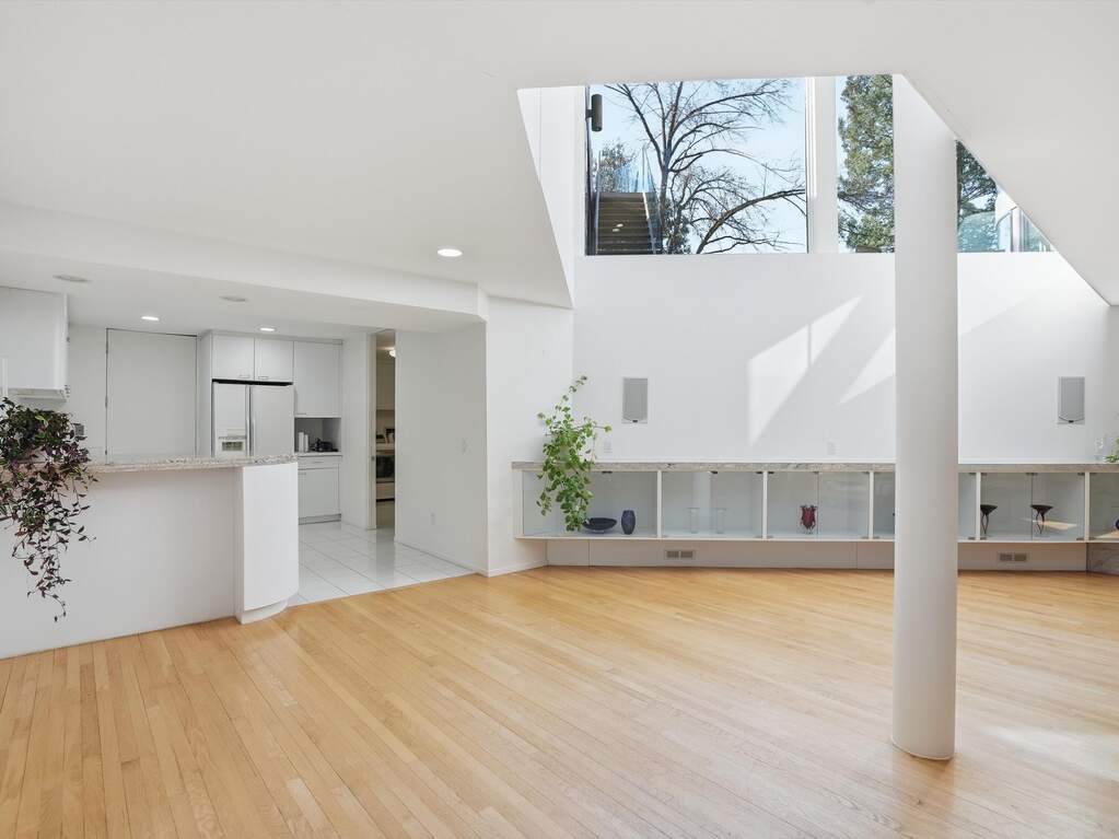 4 Bedroom Single Family Home/House's Image 66