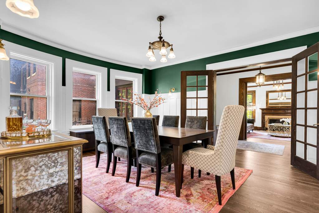 5 Bedroom Single Family Home/House's Image 12