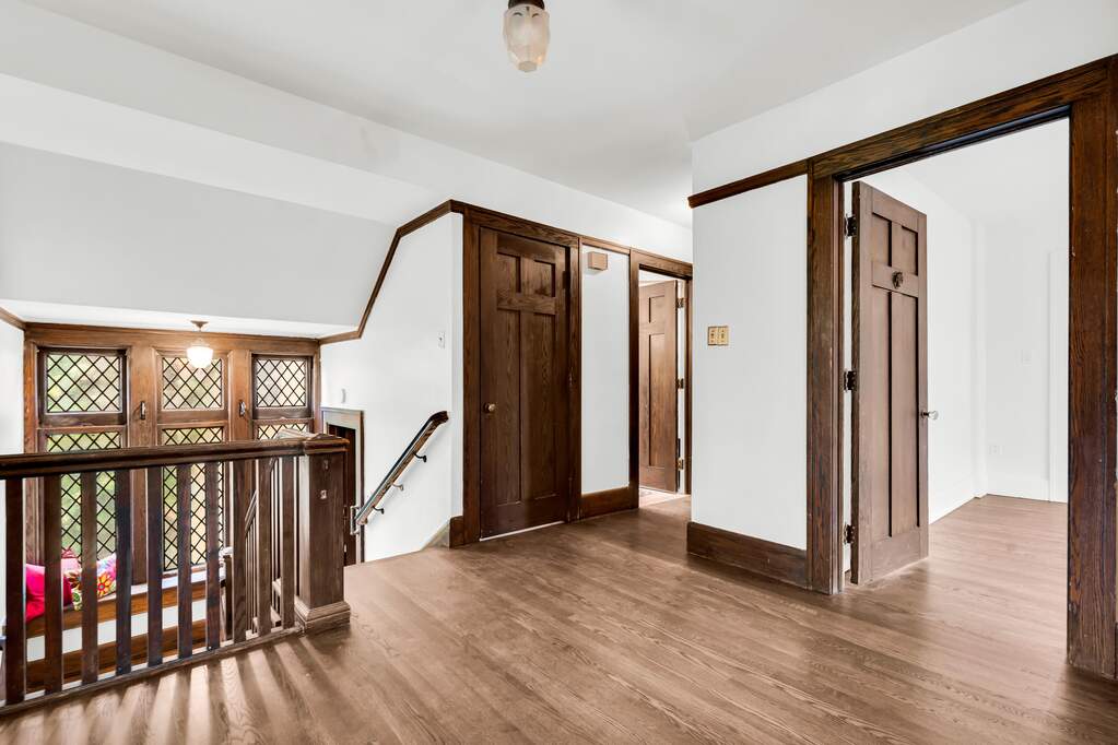 5 Bedroom Single Family Home/House's Image 31