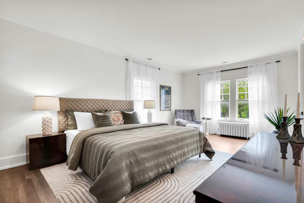 5 Bedroom Single Family Home/House's Image 32