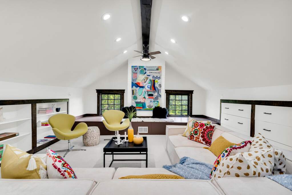 5 Bedroom Single Family Home/House's Image 48