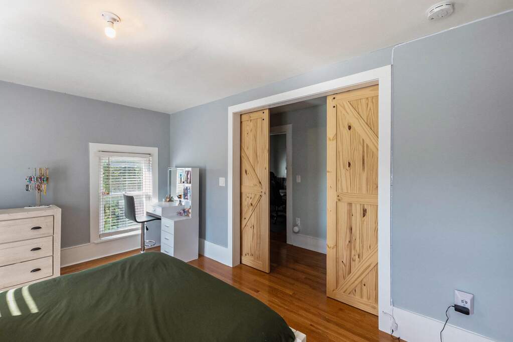 3 Bedroom Single Family Home/House's Image 16