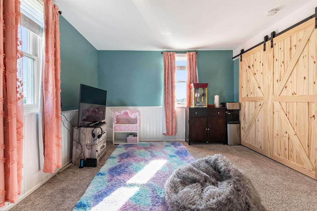 3 Bedroom Single Family Home/House's Image 20