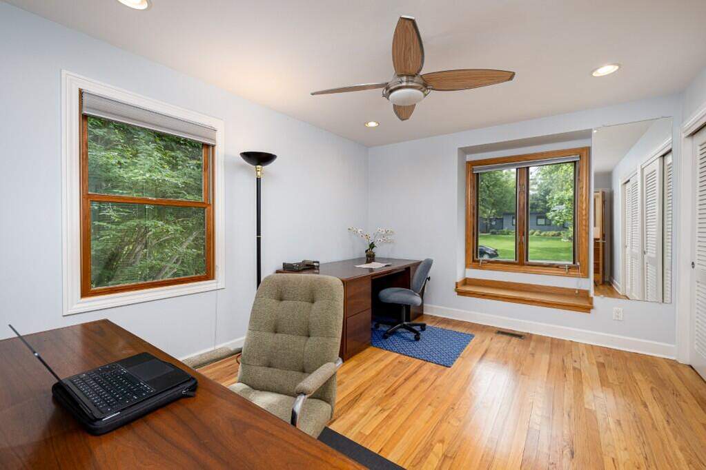5 Bedroom Single Family Home/House's Image 23