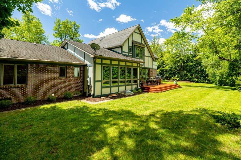 5 Bedroom Single Family Home/House's Image 59