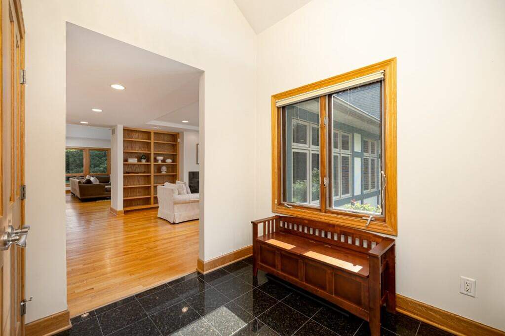 5 Bedroom Single Family Home/House's Image 6