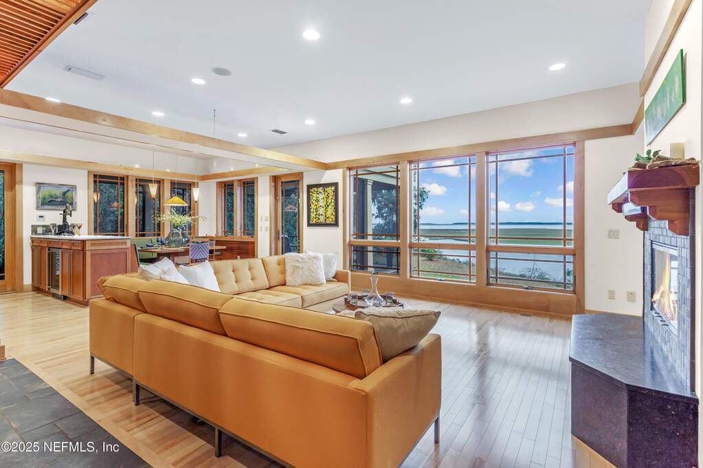 4 Bedroom Single Family Home/House's Image 19