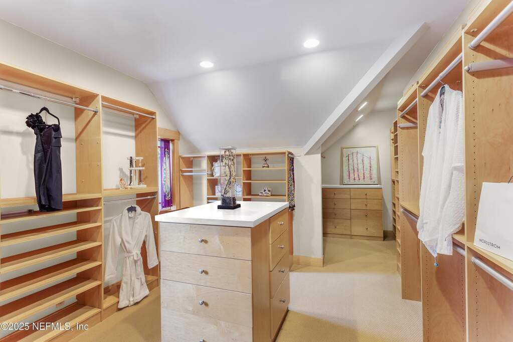 4 Bedroom Single Family Home/House's Image 29
