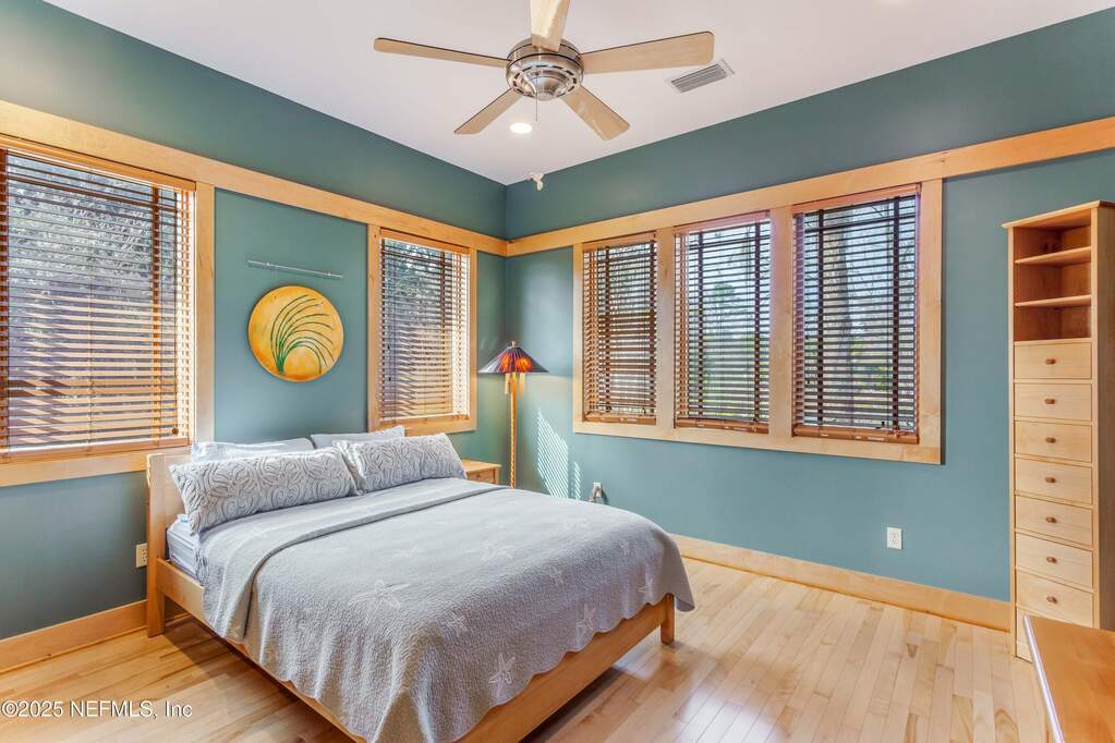 4 Bedroom Single Family Home/House's Image 36