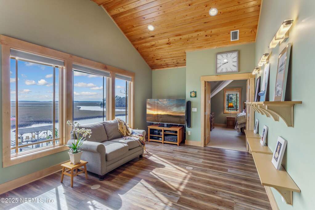 4 Bedroom Single Family Home/House's Image 43