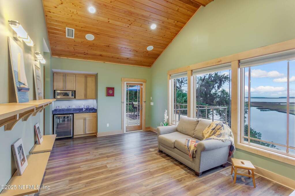 4 Bedroom Single Family Home/House's Image 45