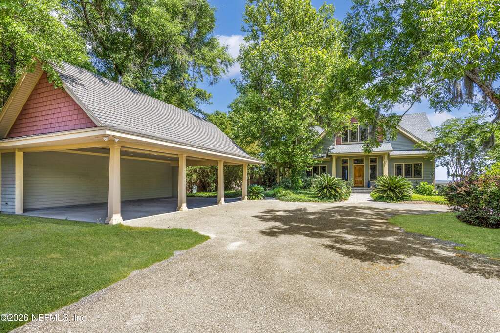 4 Bedroom Single Family Home/House's Image 6