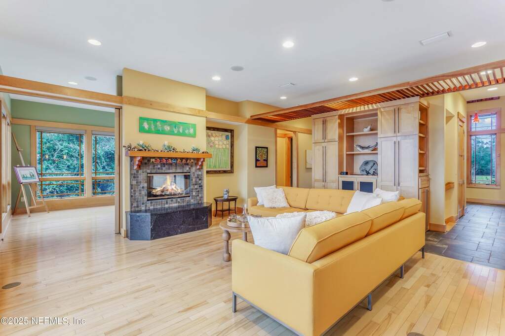 4 Bedroom Single Family Home/House's Image 89