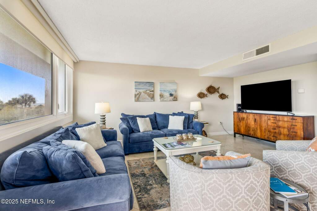 4 Bedroom Apartment/Flat's Image 8