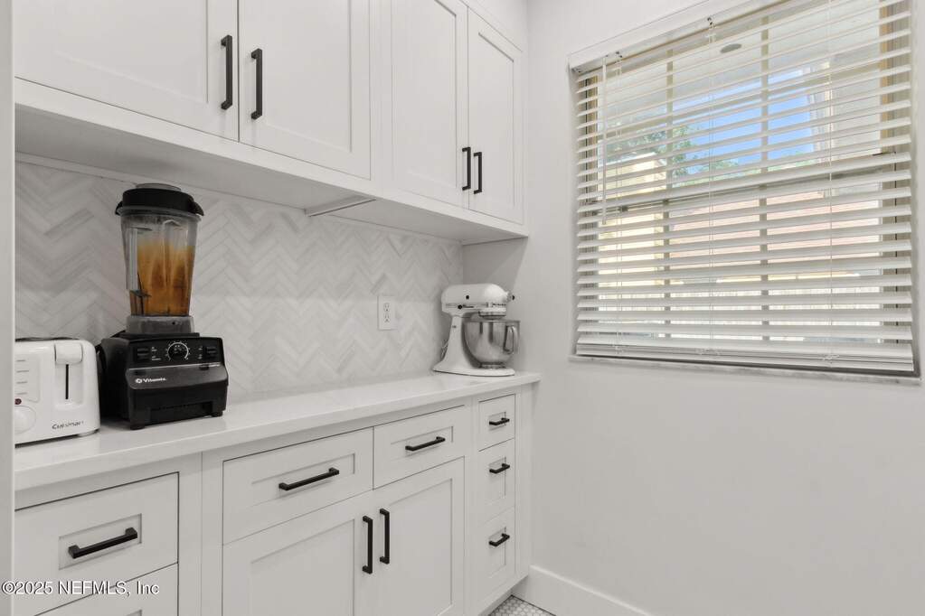 3 Bedroom Single Family Home/House's Image 34