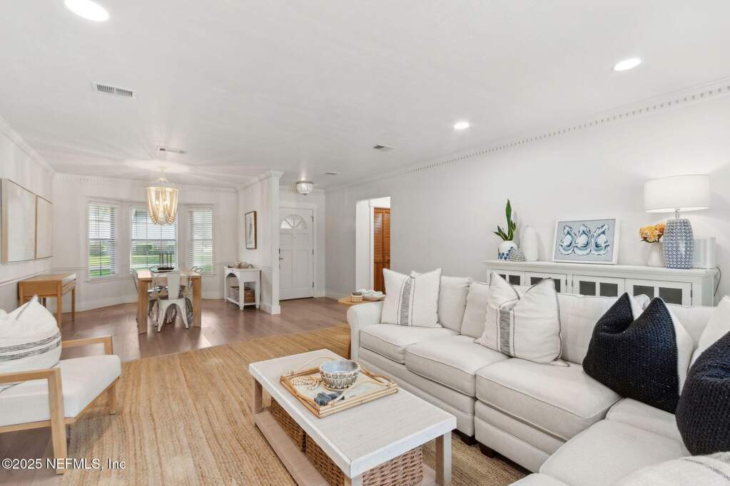 3 Bedroom Single Family Home/House's Image 4