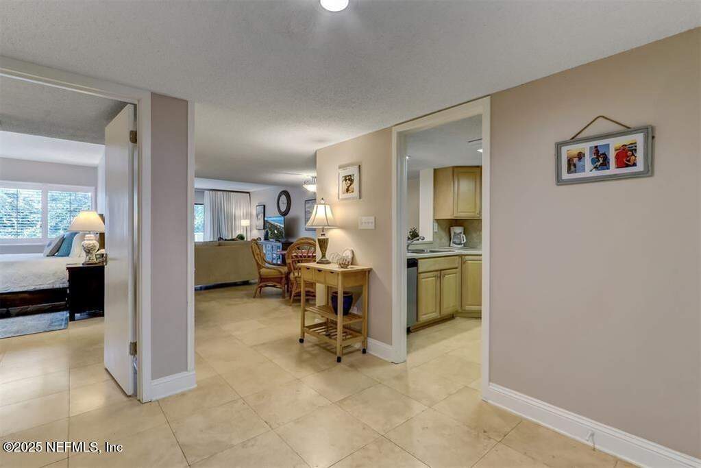 2 Bedroom Apartment/Flat's Image 3