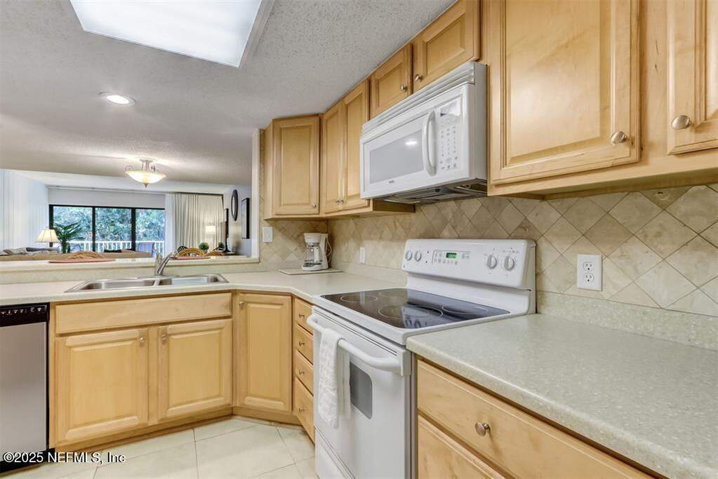 2 Bedroom Apartment/Flat's Image 4
