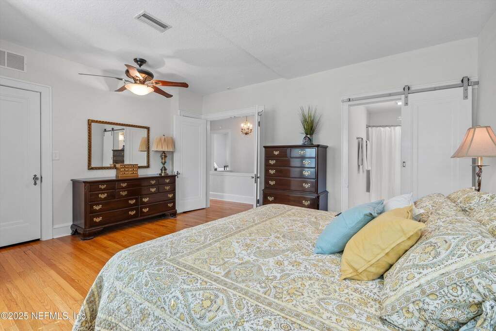 4 Bedroom Single Family Home/House's Image 16