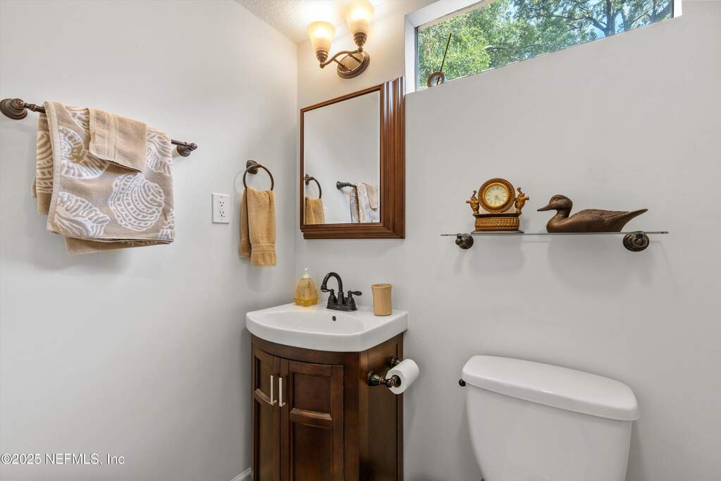 4 Bedroom Single Family Home/House's Image 33