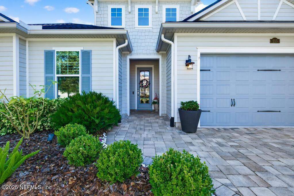 4 Bedroom Single Family Home/House's Image 38