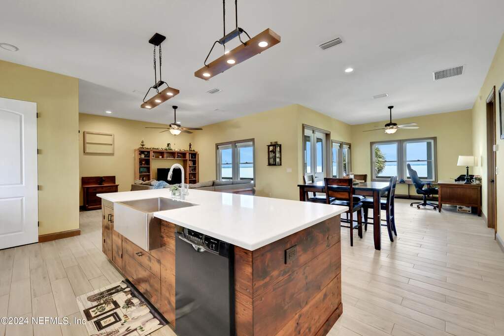 3 Bedroom Single Family Home/House's Image 29