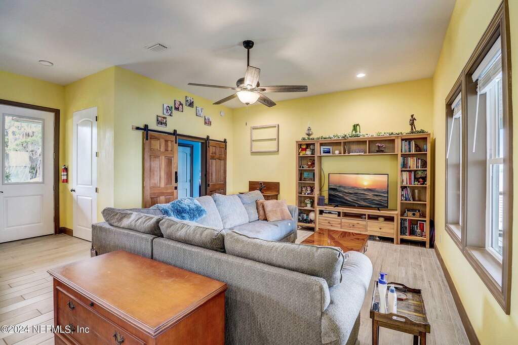 3 Bedroom Single Family Home/House's Image 41