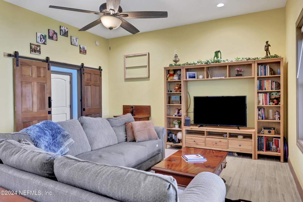 3 Bedroom Single Family Home/House's Image 42