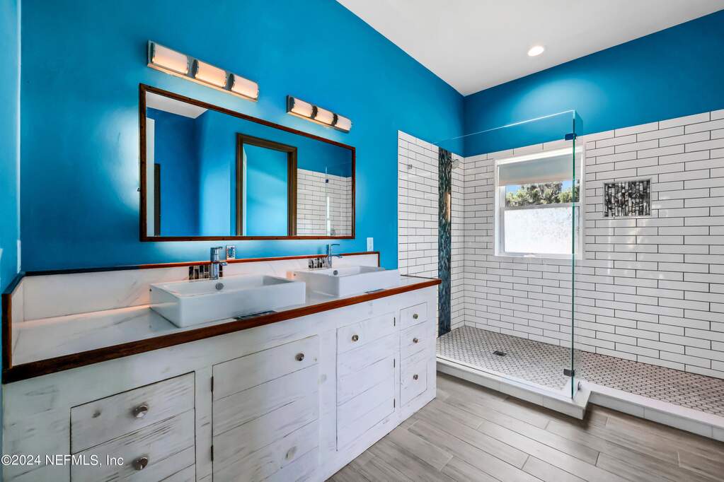 3 Bedroom Single Family Home/House's Image 54