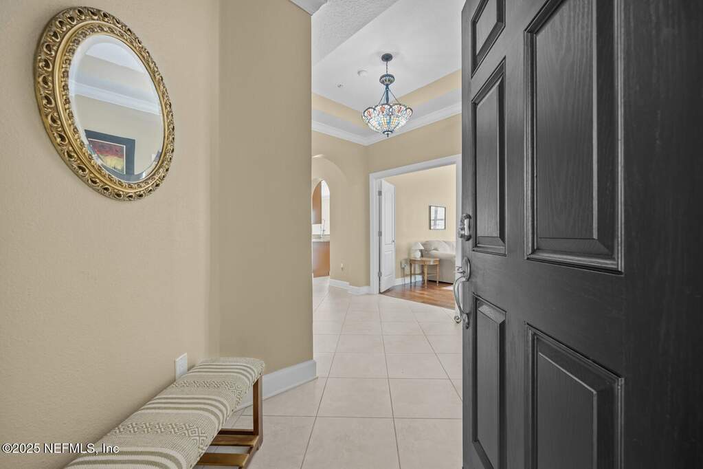 3 Bedroom Apartment/Flat's Image 3