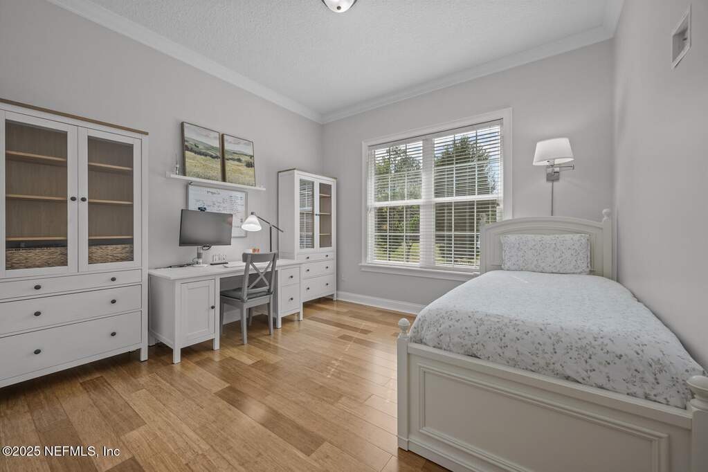 5 Bedroom Single Family Home/House's Image 21