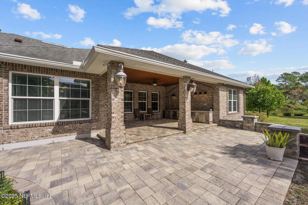 5 Bedroom Single Family Home/House's Image 30