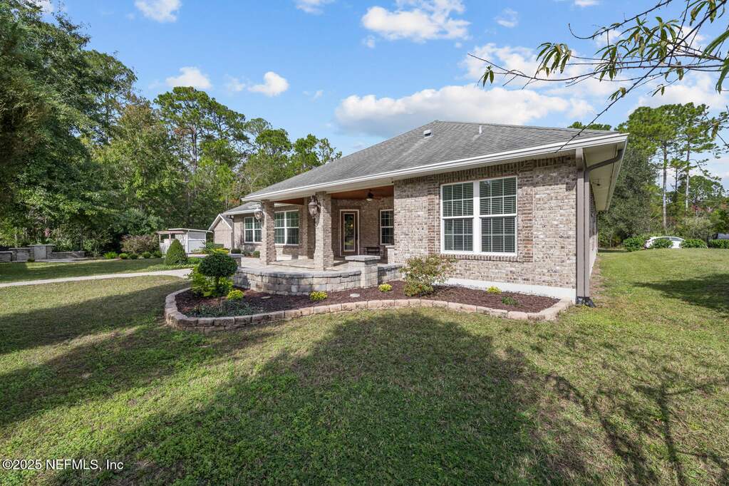 5 Bedroom Single Family Home/House's Image 32