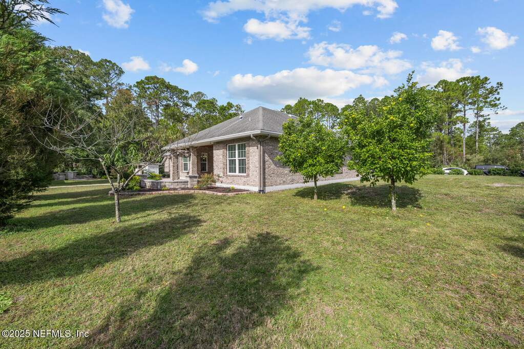 5 Bedroom Single Family Home/House's Image 33