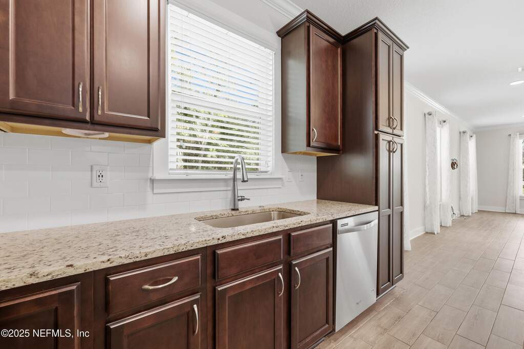 3 Bedroom Single Family Home/House's Image 11