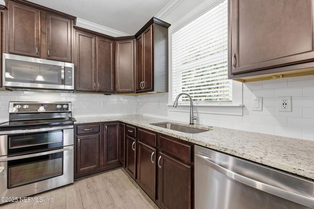 3 Bedroom Single Family Home/House's Image 13