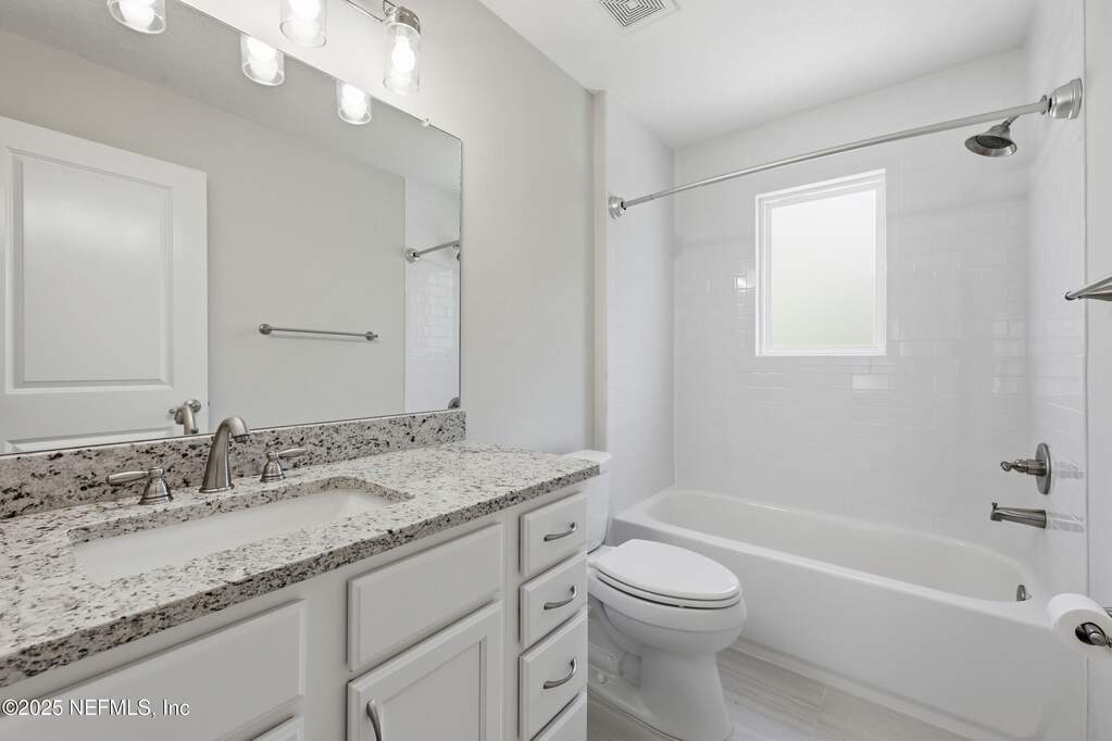 3 Bedroom Single Family Home/House's Image 27