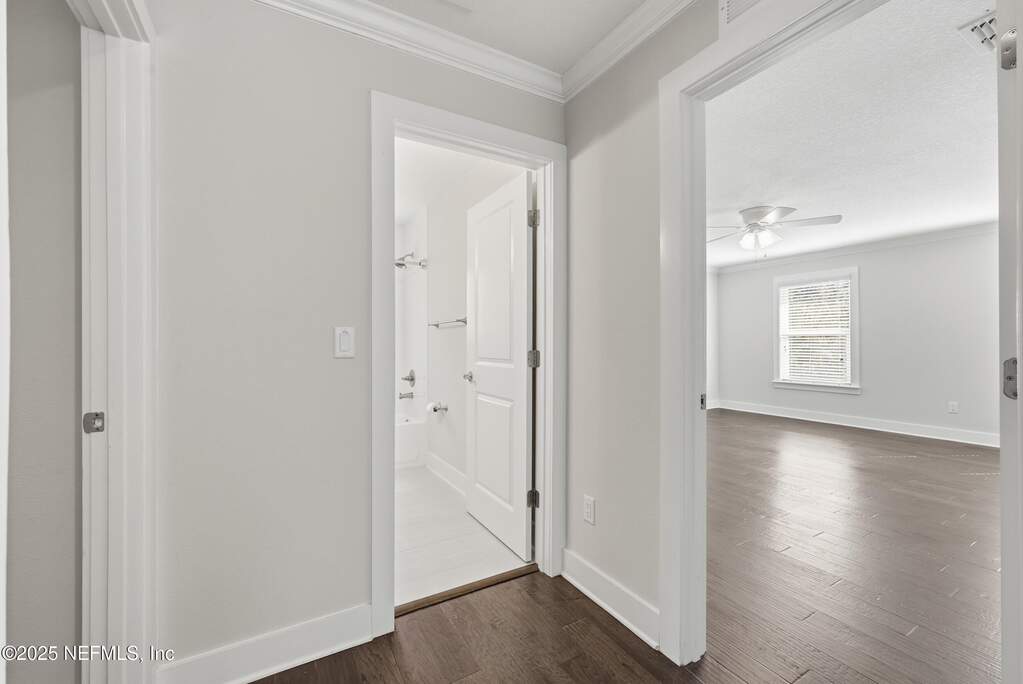 3 Bedroom Single Family Home/House's Image 28