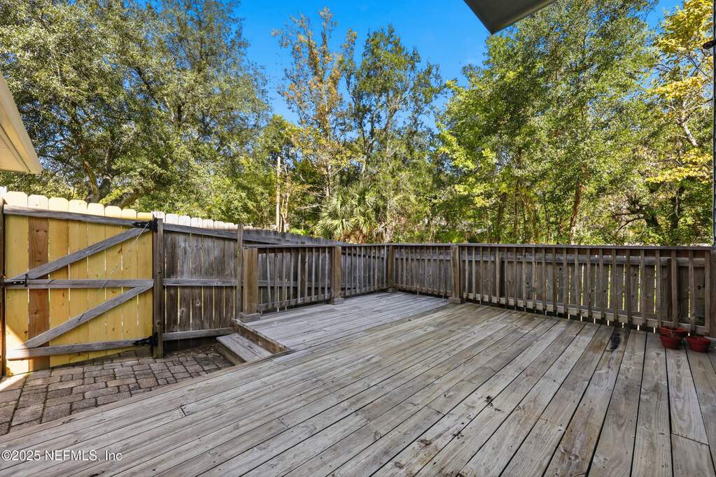 3 Bedroom Single Family Home/House's Image 32