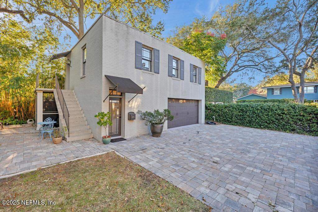 5 Bedroom Single Family Home/House's Image 57