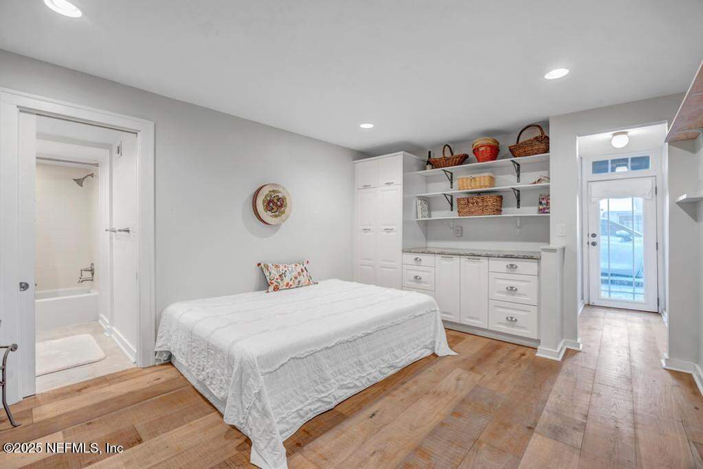 5 Bedroom Single Family Home/House's Image 62