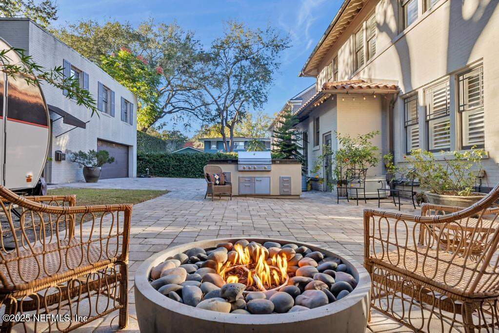 5 Bedroom Single Family Home/House's Image 72