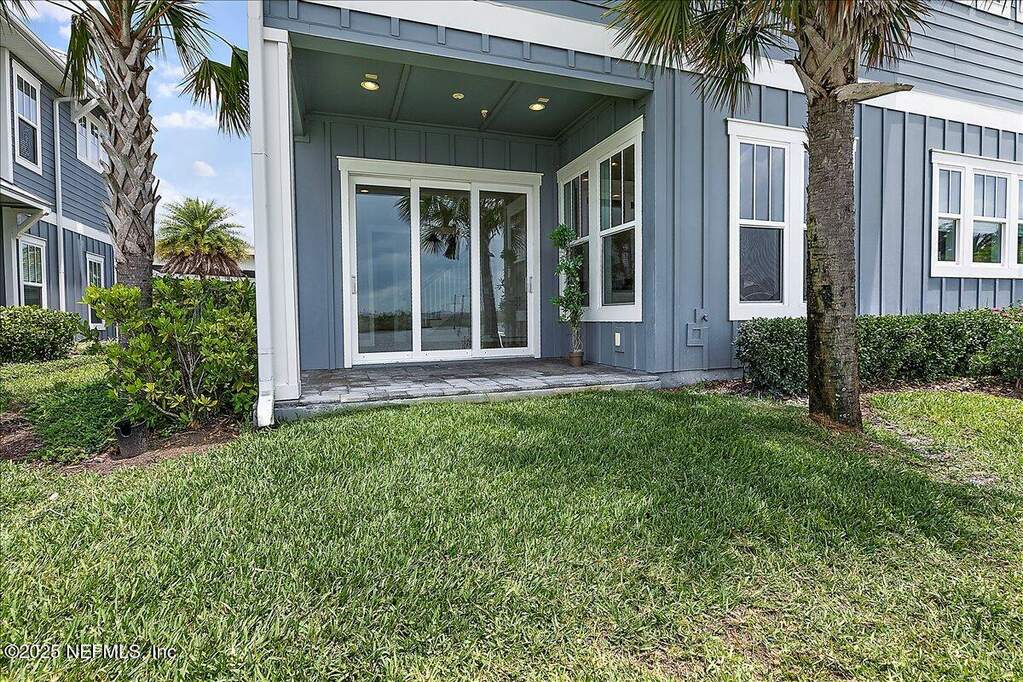 3 Bedroom Villa/Townhouse's Image 25