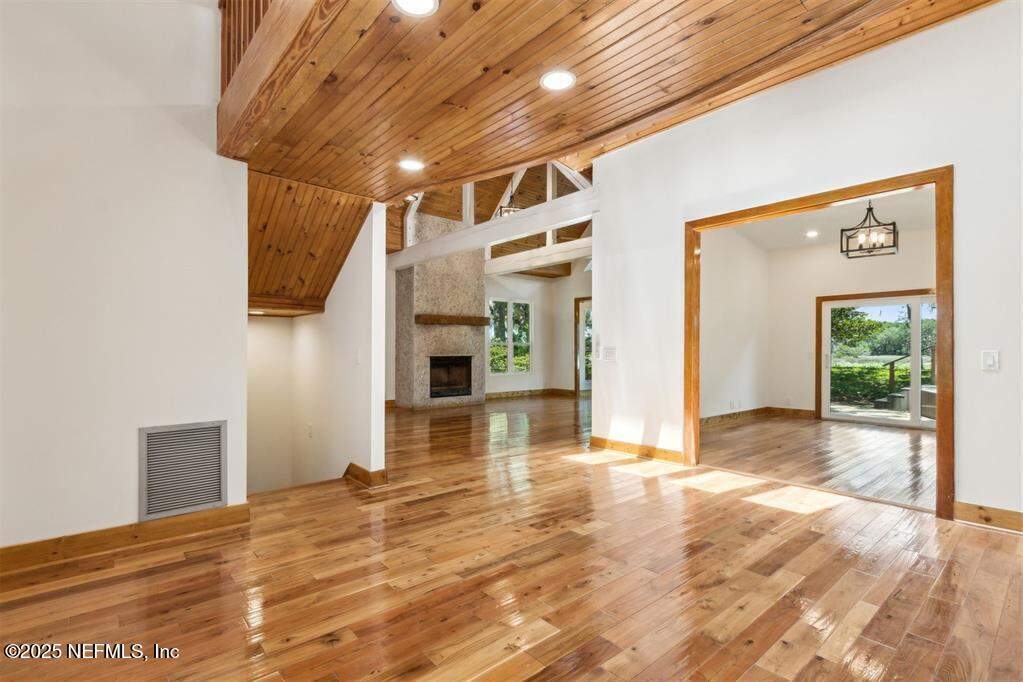 3 Bedroom Single Family Home/House's Image 4