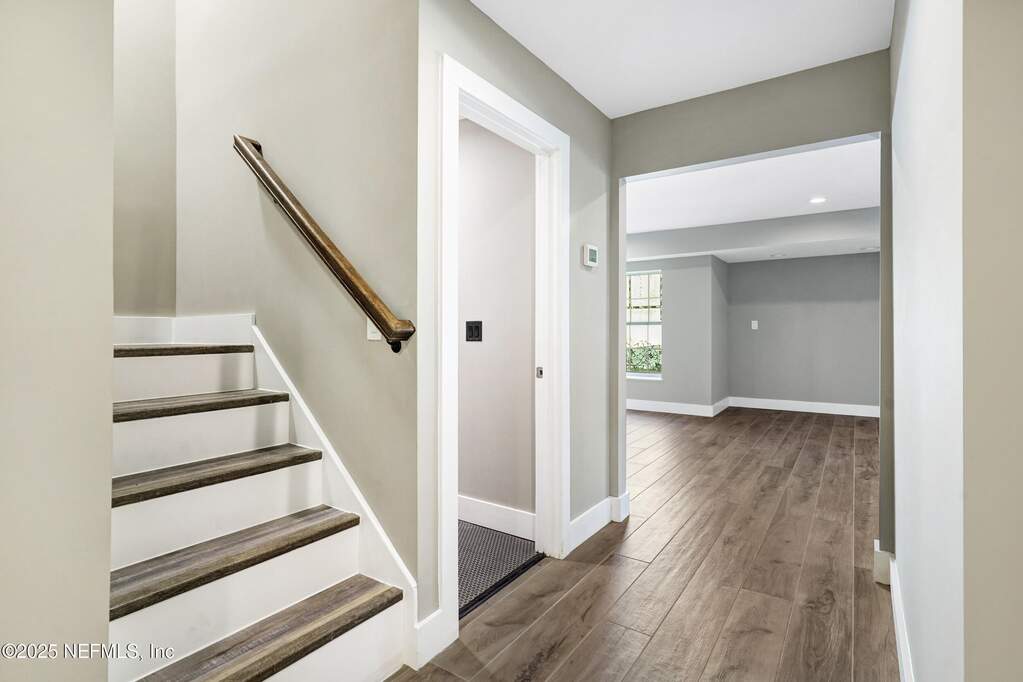 7 Bedroom Single Family Home/House's Image 62