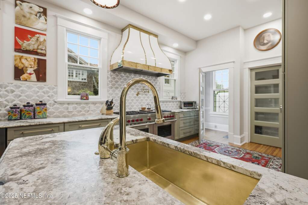 5 Bedroom Single Family Home/House's Image 72